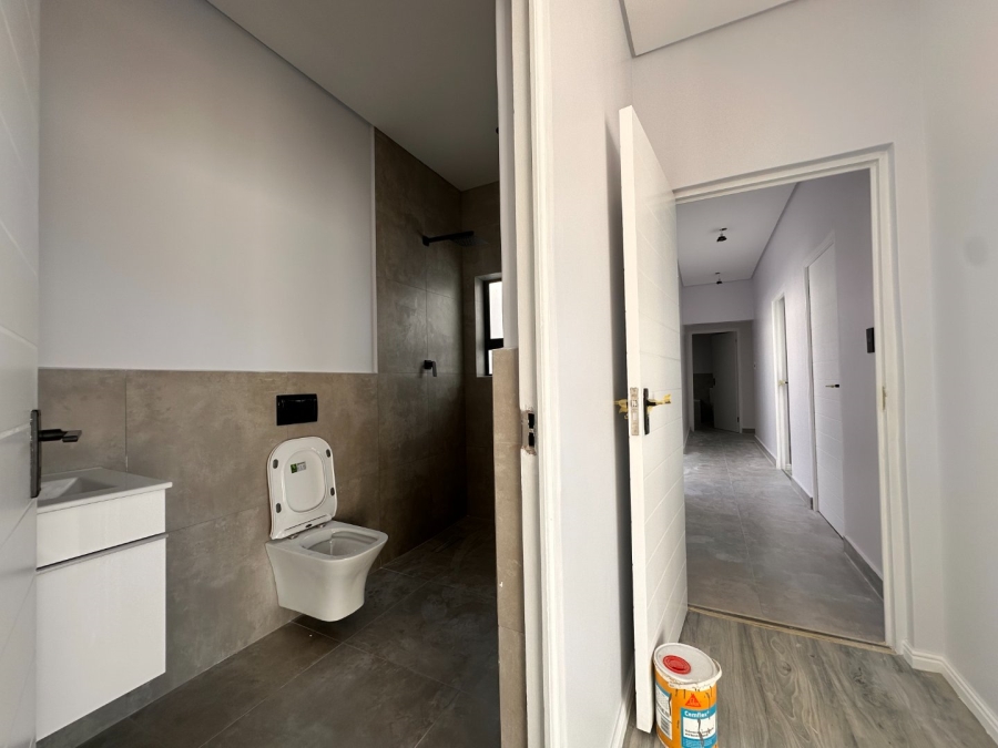 3 Bedroom Property for Sale in Sandown Western Cape